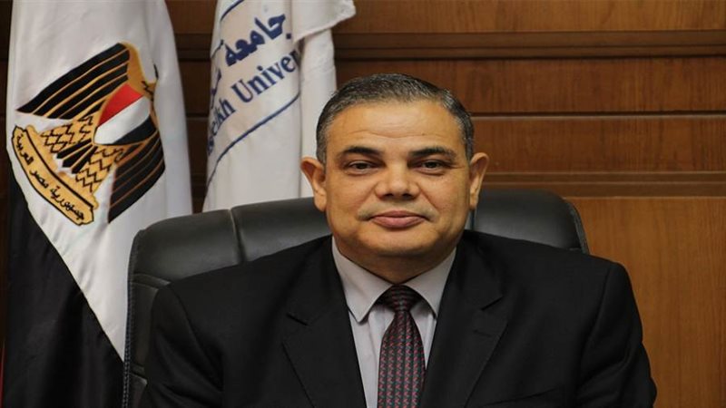 الدكتور عبد الرازق