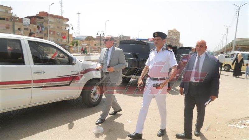 جولة المحافظ