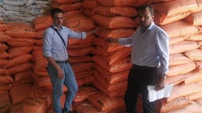 مصادرة كميات كيماوي ومبيدات مجهولة المصدر ومنتهية الصلاحية  بالنوبارية