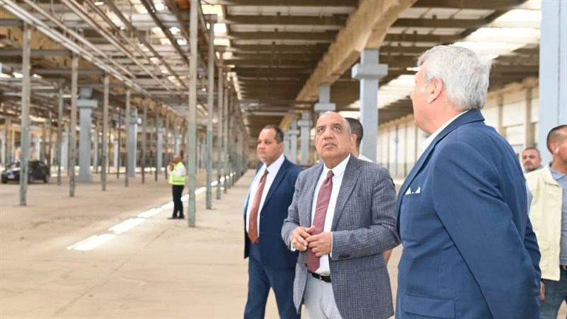 عصمت يتفقد شركة النصر