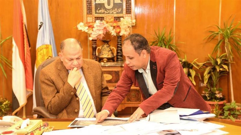 محافظ أسيوط ورئيس