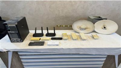 ضبط مهندس لقيامه بإدارة شبكة لتوزيع الإنترنت دون ترخيص بالسلام