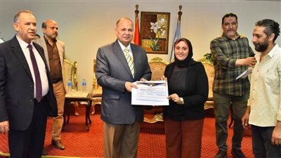 محافظ أسيوط يكرّم الفائزين في ختام مسابقات التربية الخاصة والدمج على المستوى الإقليمي