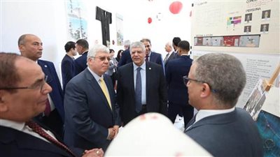 وزير التعليم العالي يتفقد الجامعة المصرية اليابانية للعلوم والتكنولوجيا