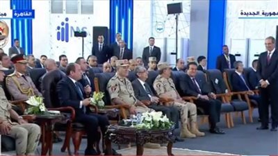 عاجل| الرئيس السيسي: أنتهج مسارًا غير نمطي لتحقيق نمو حقيقي في الدولة
