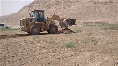 محافظ أسيوط: إزالة تعديات على 1960 متر مربع مبان و11 فدان زراعة بديروط والغنايم