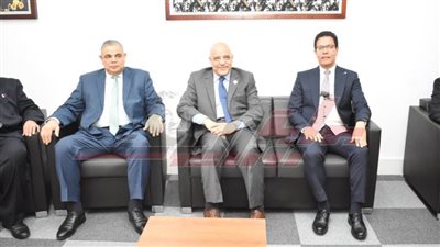 رئيس جامعة كفر الشيخ يشارك في اجتماع المجلس الأعلى للجامعات