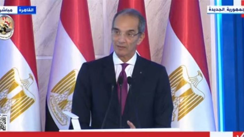 وزير الاتصالات وتكنولوجيا