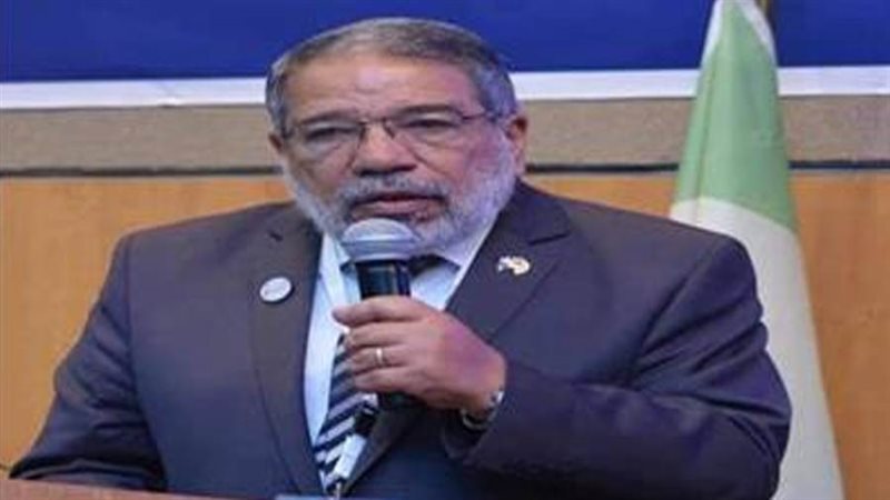 الأمين العام لنقابة