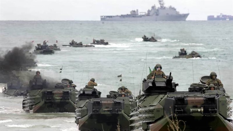 مناورات عسكرية لحلف