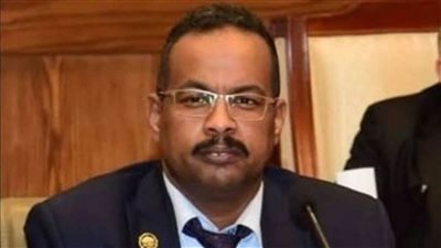 علي نور  يهنئ 