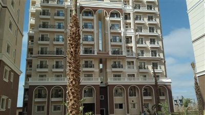 وزير الإسكان: تنفيذ 64 برجًا سكنيًا في 