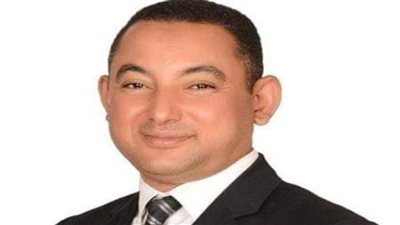 ناصر عثمان مهنئًا العمال في عيدهم: وقود التنمية وعماد الأمم وسر ازدهارها