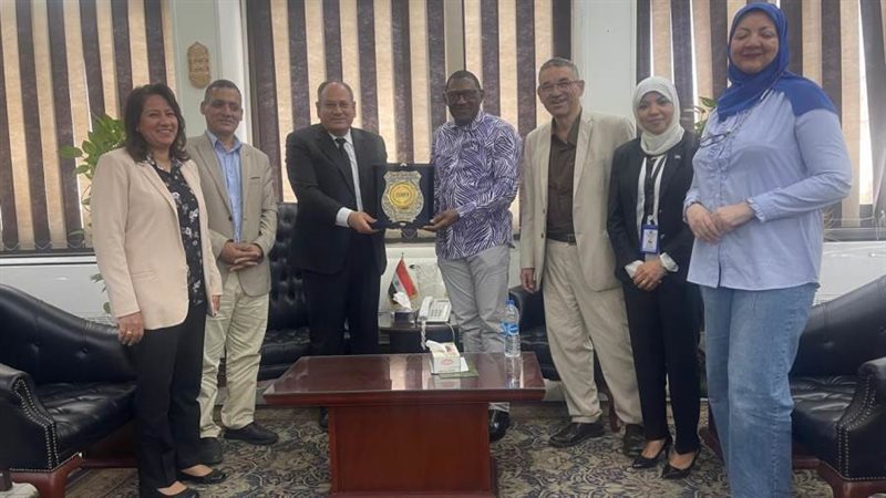 رئيس مركز البحوث