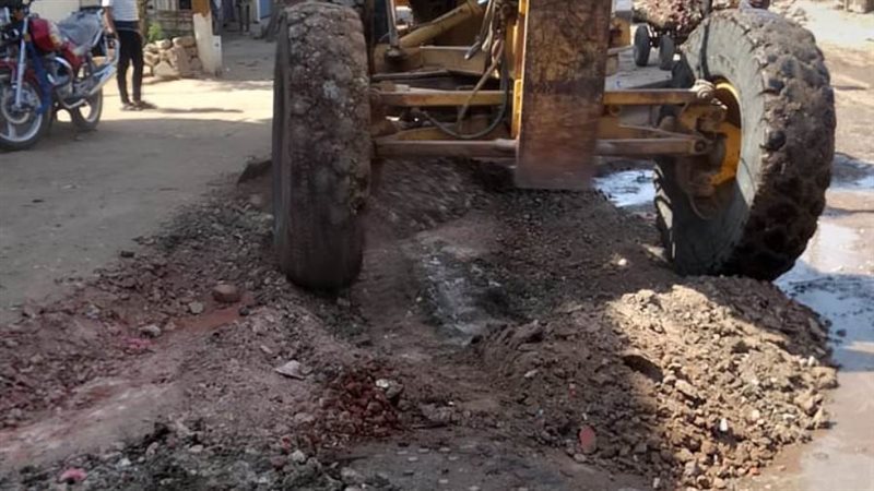 جانب من تأهيل طريق