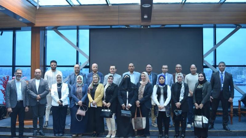 وفد من أعضاء هيئة