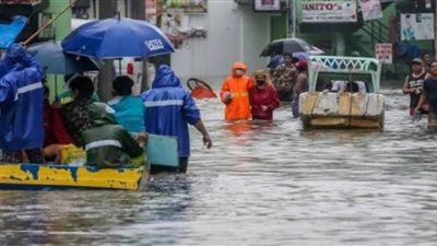 عاجل| بسبب الفيضانات..الرئيس الكيني يأمر بإرجاء إعادة فتح المدارس لحين إشعار آخر