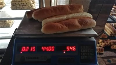 محافظ المنيا يشدد على تكثيف الحملات التموينية للاطمئنان على جودة السلع وضبط الأسعار