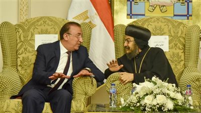 محافظ الإسكندرية يهنئ الإخوة الأقباط بعيد القيامة المجيد 