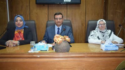 تربية سوهاج تنظم ندوة توعوية عن دور معلمي المستقبل في مكافحة الهجرة غير الشرعية