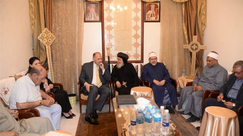 محافظ أسيوط يهنئ