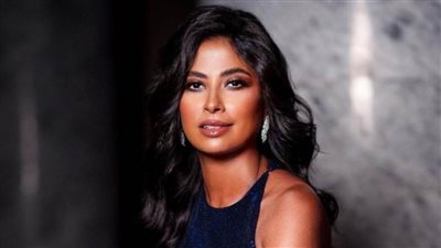 فتاة مراهقة.. تفاصيل شخصية روبي في 