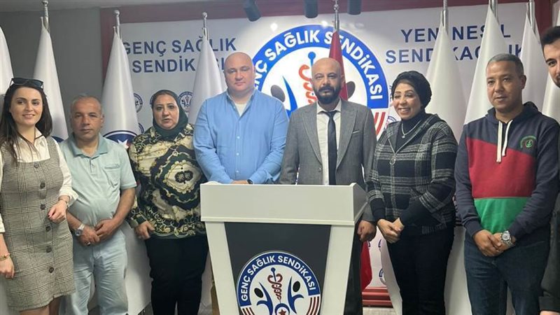 وفد نقابة العاملين