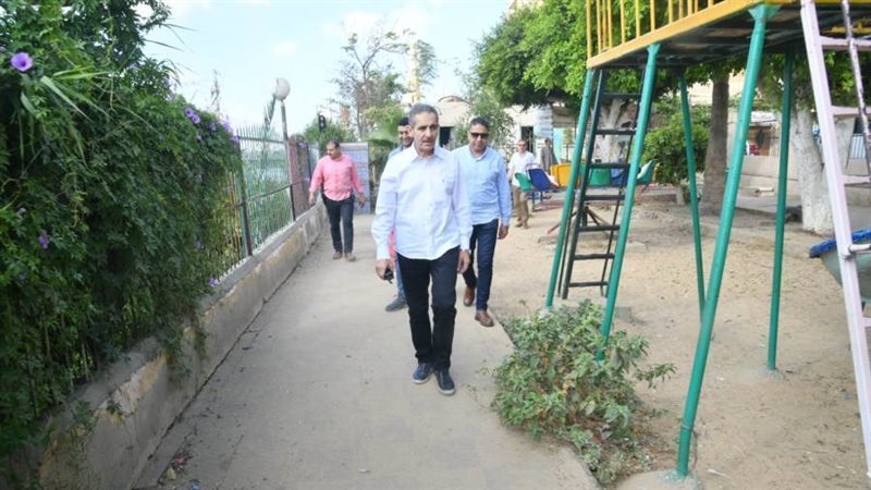 جانب من جولة محافظ