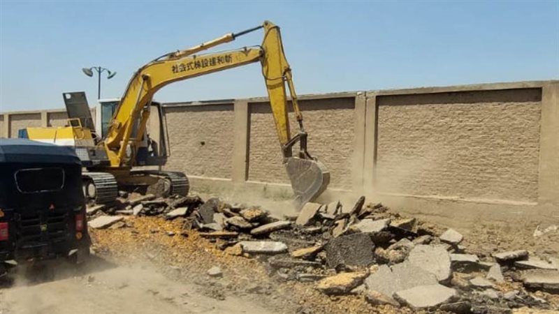 جانب من أعمال الرصف