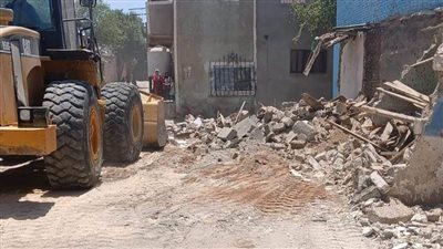 حي شمال الغردقة يقوم بإزالة منزل عشوائي للمرة الثانية |صور