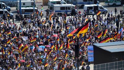 المئات يتظاهرون في برلين ضد عنف 