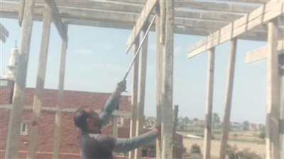 تنفيذ إزالة فورية لحالة تعدٍّ بالبناء المخالف بـ