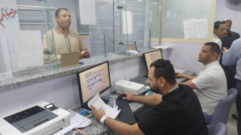 جانب من تلقي طلبات