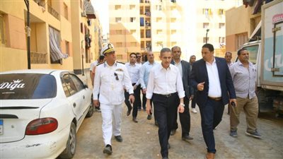 محافظ الغربية يتابع مشروعات المستشفيات والمحاور المرورية والإسكان بطنطا
