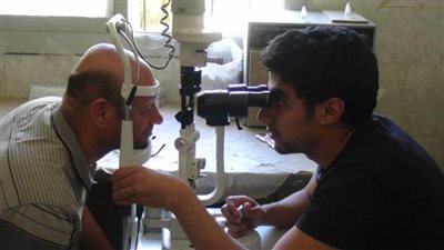 جامعة المنيا.. توقيع الكشف الطبي على 420 حالة من الأهالي بقريتي هوارة وحلوة.  