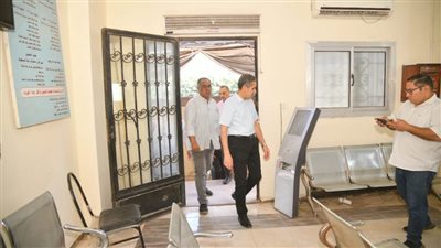  محافظ الغربية يتابع أعمال الرصف واستقبال طلبات التصالح وتوريد القمح بقطور