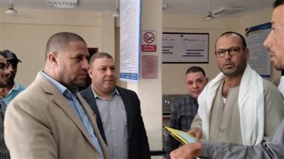 السكرتير العام المساعد يتابع سير تلقي ملفات التصالح بالمركز التكنولوجي بحوش عيسى