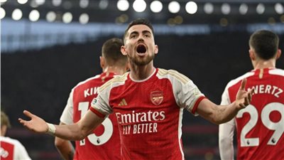 أرسنال يمدد عقد جورجينيو لـ2025 بمباركة أرتيتا   