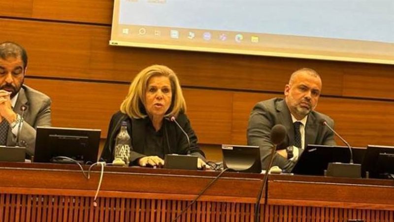 السفيرة مشيرة خطاب