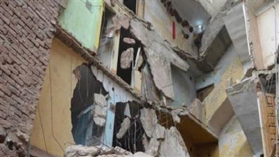 انهيار عقار جزئيًا بالمنصورة وفرض كوردون حوله