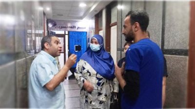 صحة أسيوط تُحيل 10 أطباء ورئيسة تمريض للتحقيقات العاجلة خلال جولات مفاجئة
