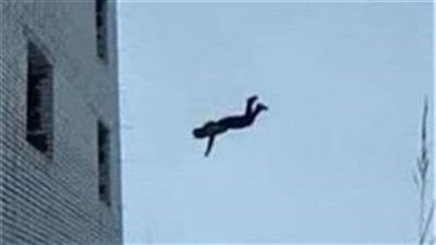 إصابات بالغة لعامل سقط من الطابق الرابع بالدقهلية