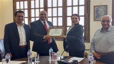 عاجل| بالصور.. مؤسسة روزاليوسف تكرم الصحفيين المتميزين