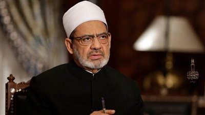 الإمام الأكبر ينعى السفيرة سلامة شاكر مساعد وزير الخارجية الأسبق 