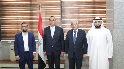  وزير التعليم يبحث مع الأمين العام للمدرسة الرقمية تعزيز التعاون