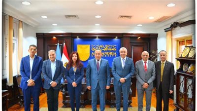 رئيس جامعة الإسكندرية يستقبل قنصل عام فرنسا 