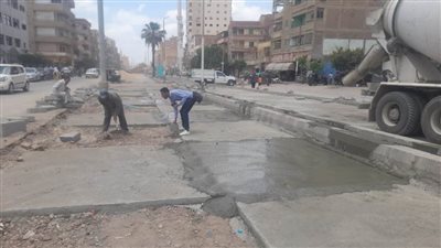 بالصور.. محافظ الغربية يتابع أعمال تطوير شارع الجيش القبلي بزفتى