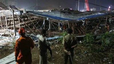 عاجل.. مقتل 14 شخصًا وإصابة 74 في انهيار لوحة إعلانية عملاقة