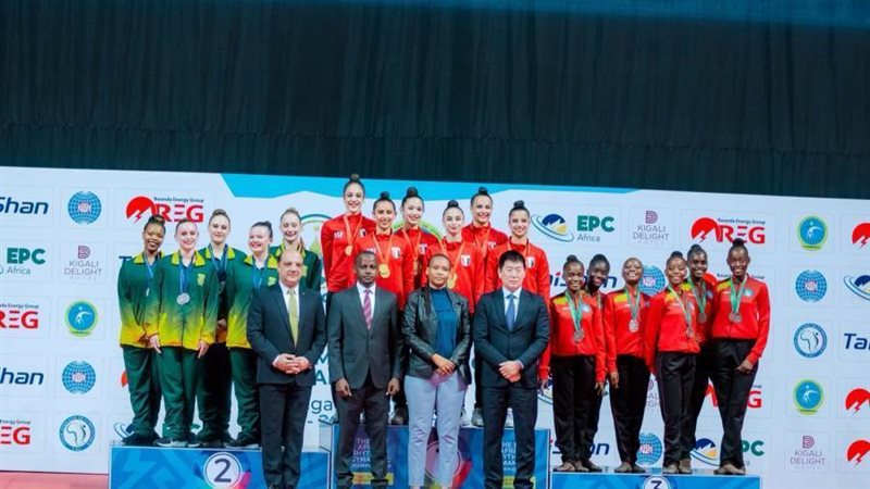 أبطال الجمباز مع