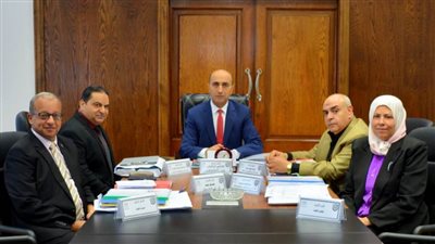 انعقاد لجنة اختيار أمناء لكليات 